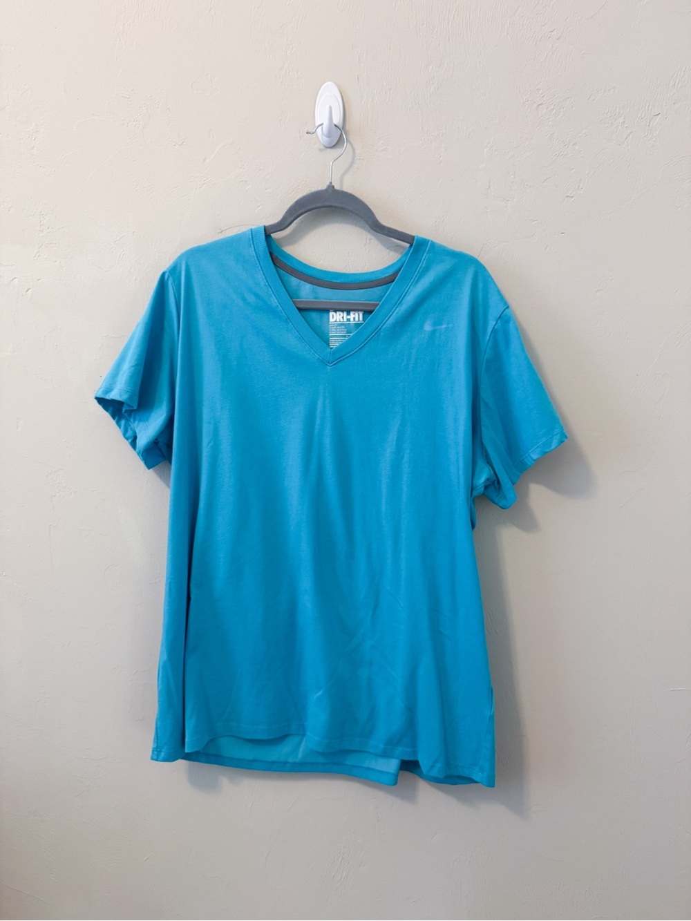 Nike Dri-FIT Teal V-Neck Performance Shirt, Slim Fit